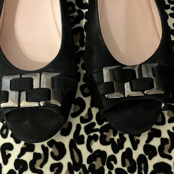 Amalfi By Rangoni New Womens Isca Black Open Toe Flats with Wedge Shoes Size 7.5 - Picture 2 of 10